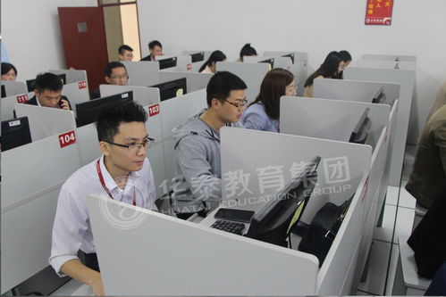 華泰教育 一站式服務(wù)，愛心護(hù)航自考學(xué)子教育夢(mèng)想